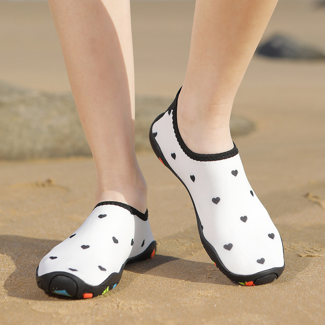 マリンシューズ