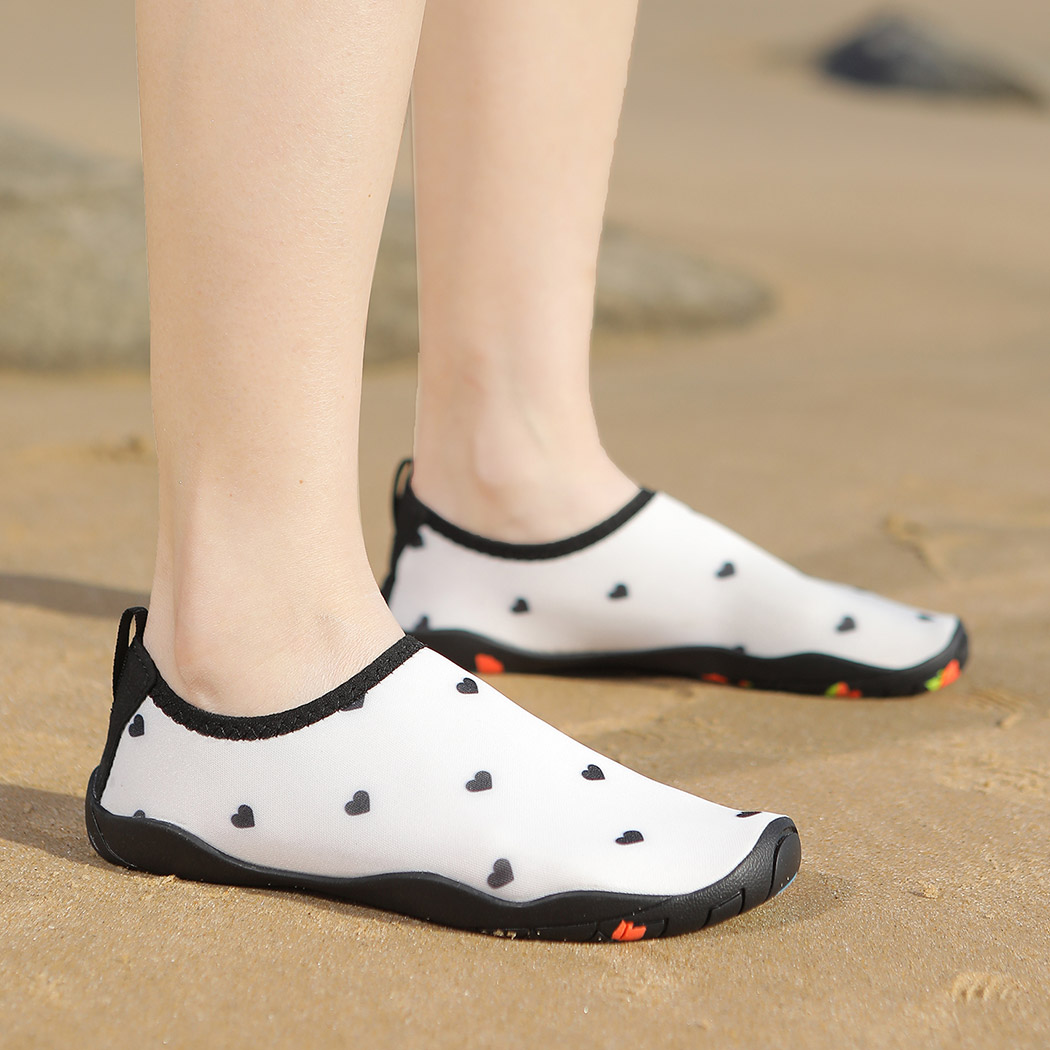 マリンシューズ