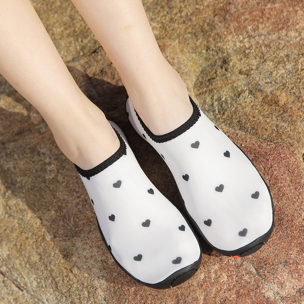 マリンシューズ