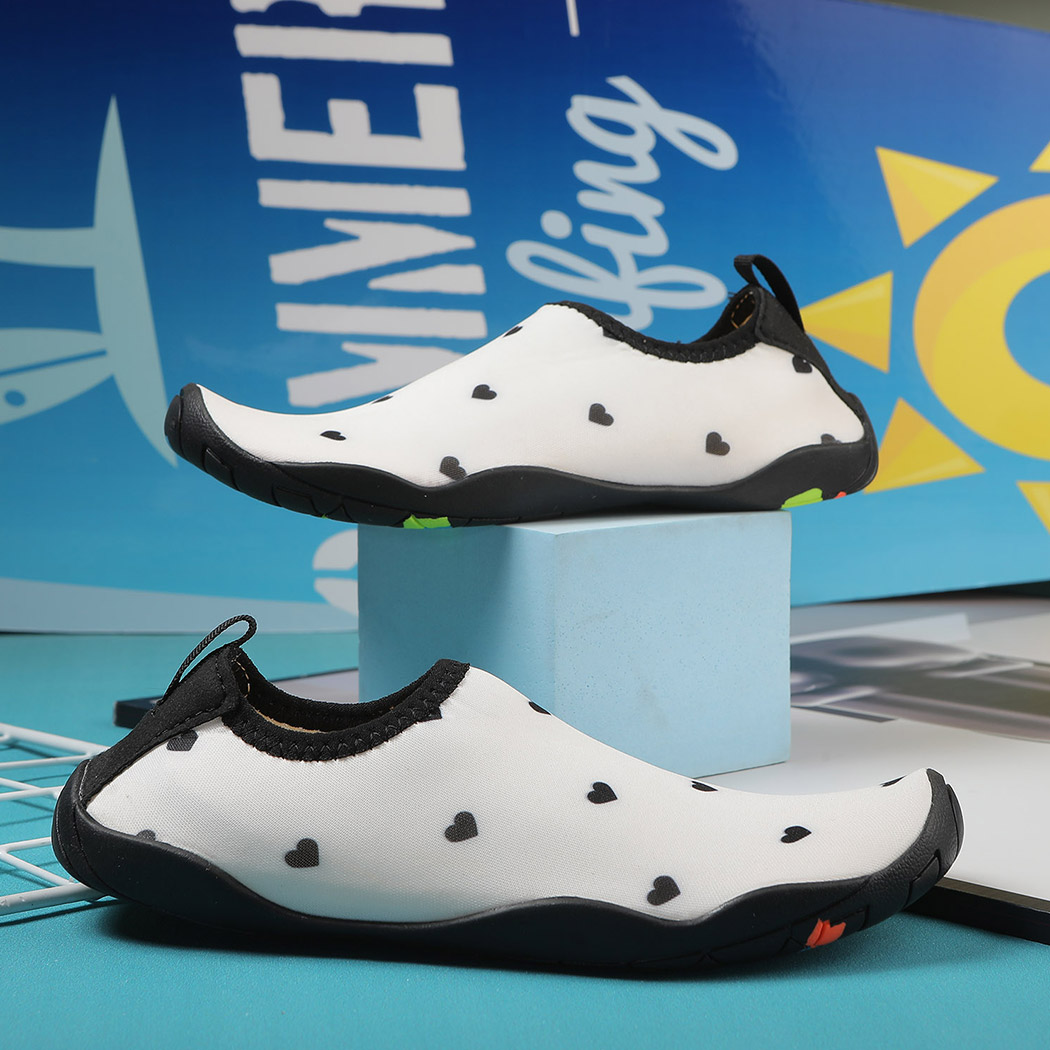 マリンシューズ