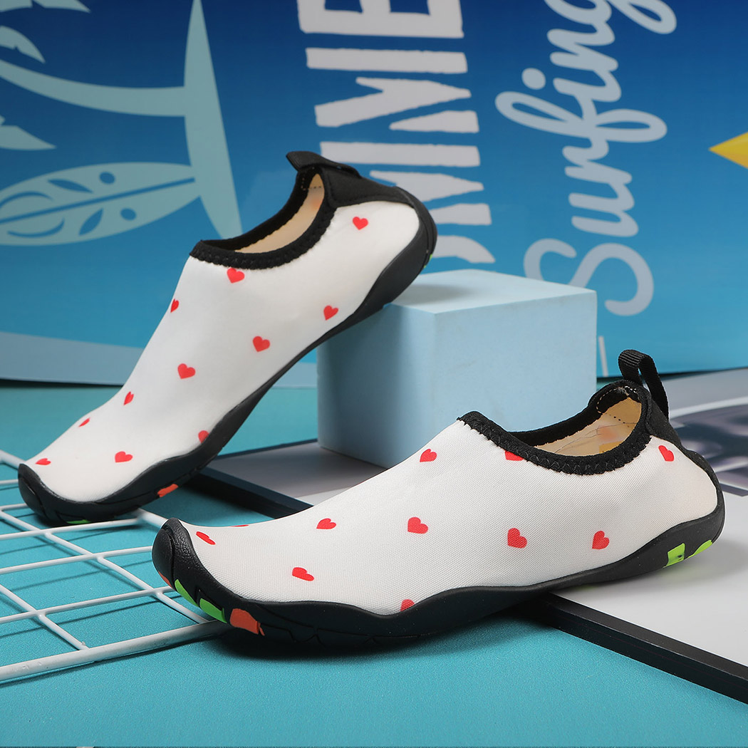 マリンシューズ