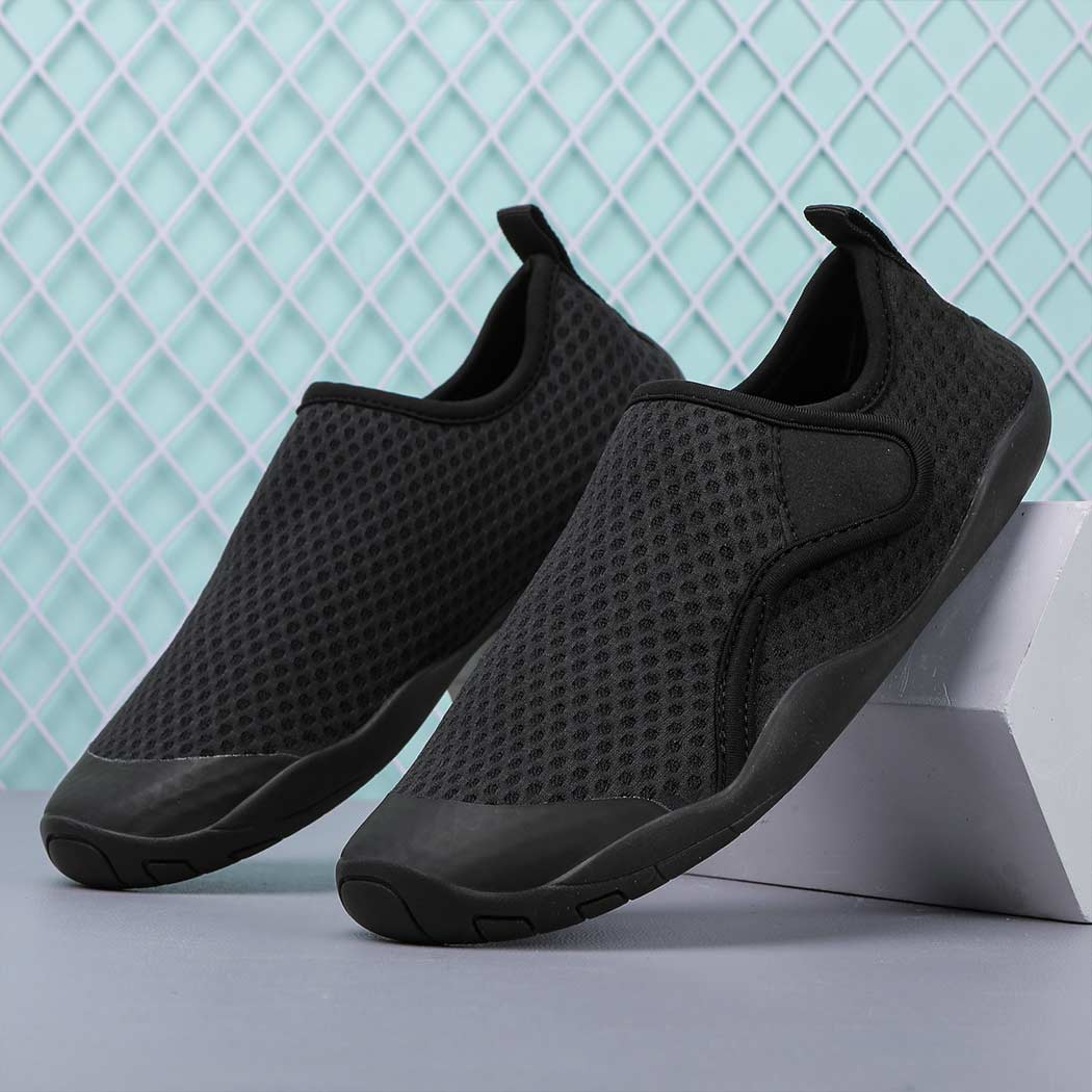 マリンシューズ