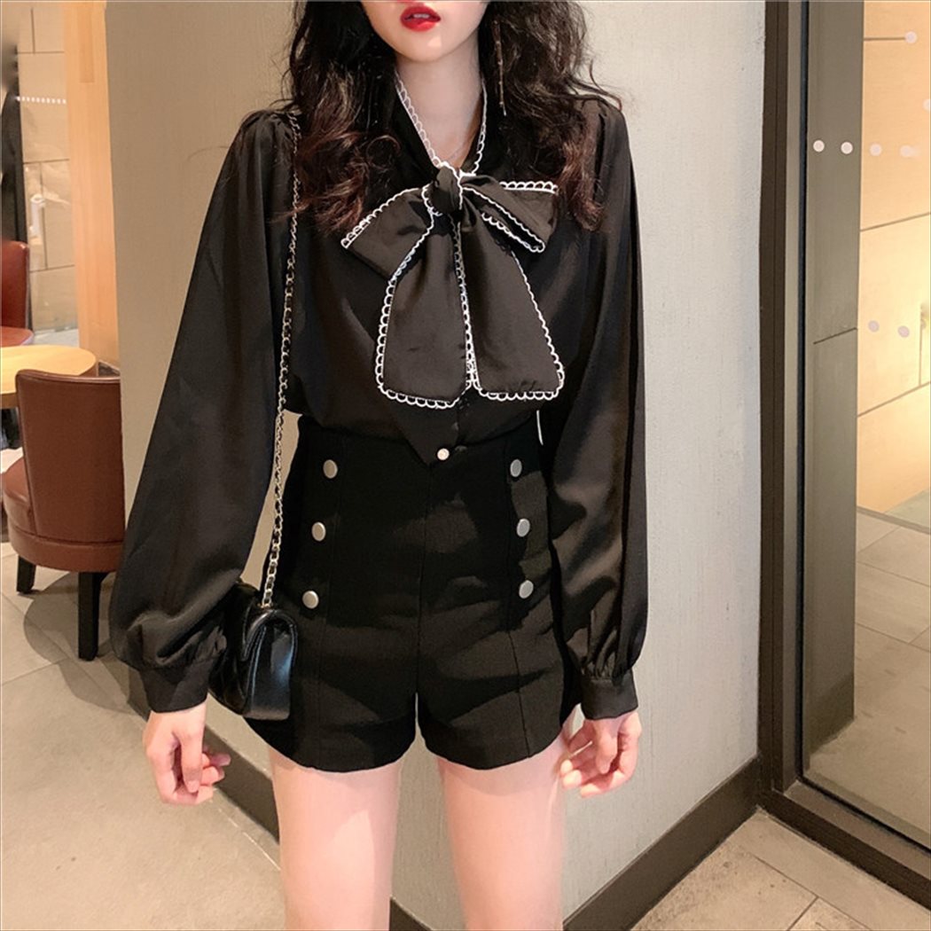 【美品✨️】完売品✨️へイヴ バブリーリボンブラウス 大人可愛い 黒 上品 ブラウス レディース ボウタイ リボン 大人可愛い 春 秋 長袖 上品