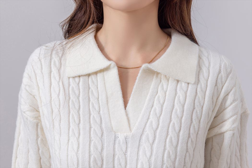 ☆送料無料☆襟付きスキッパーループニット OFF WHITE ☆送料無料☆襟付きスキッパーループニット OFF WHITEの通販 by