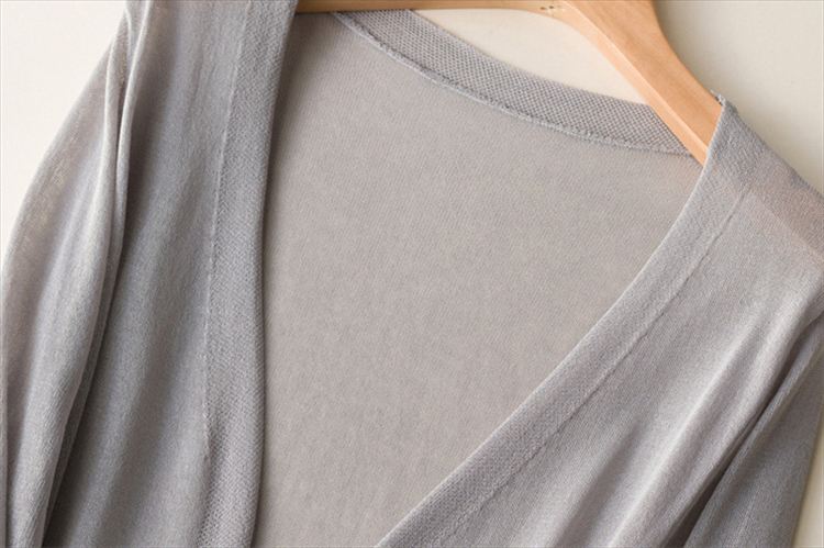 ロングカーディガン 白