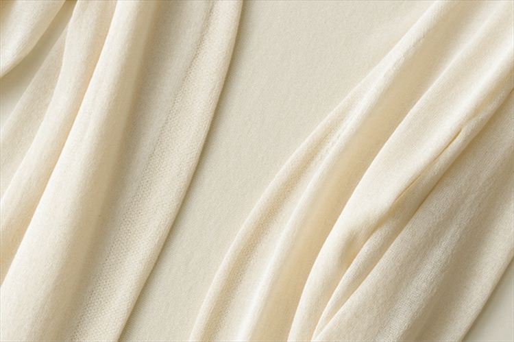 ロングカーディガン 白