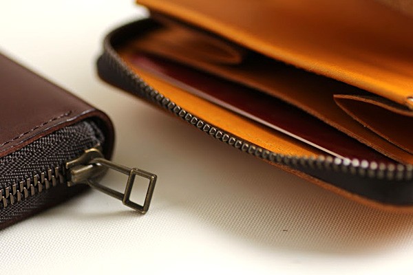 エムピウ ゾンゾ 二つ折り 財布