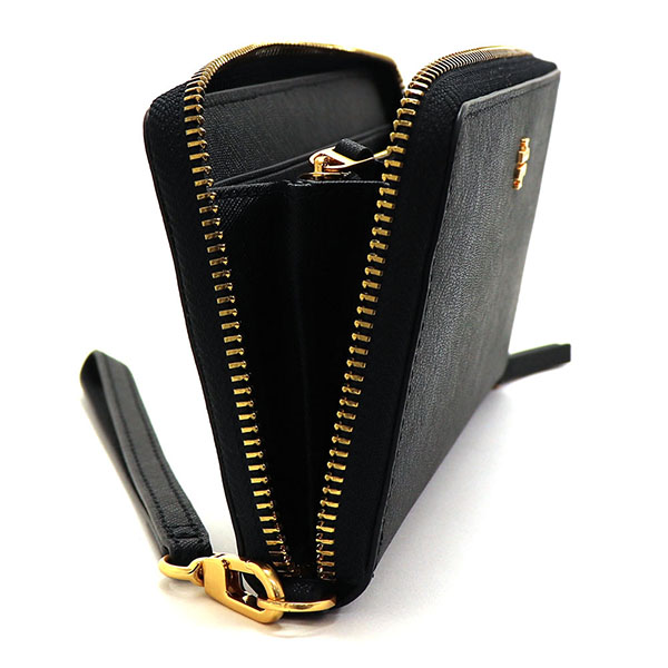 新品同様‼️トリーバーチ　財布　長財布　キルティング　ラウンドファスナー 超良品‼️ トリーバーチ 財布 長財布 キルティング ラウンド