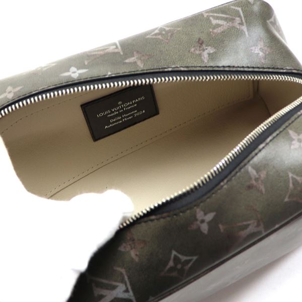LOUIS VUITTON ルイヴィトン セカンドバッグ メンズ ブラック