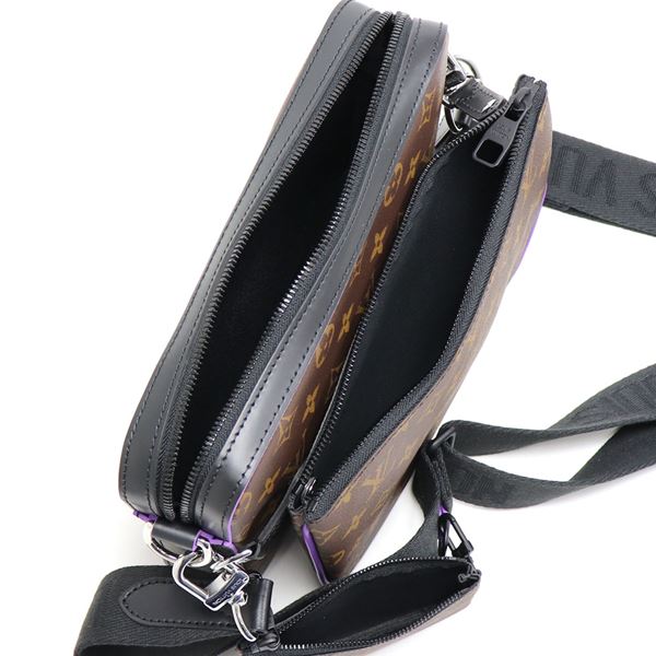 Louis Vuitton ブラック メッセンジャーバッグ　トリオメッセンジャー トリオ・メッセンジャー モノグラム・シャドウ｜ルイ・ヴィトン