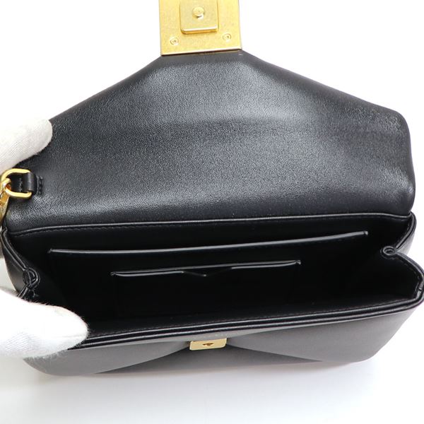 VALENTINO（ヴァレンティノ） クラッチバッグ レディース ブラック