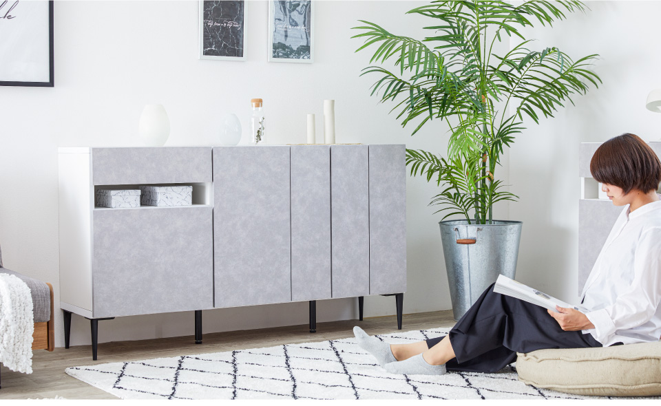 SIDE BOARD