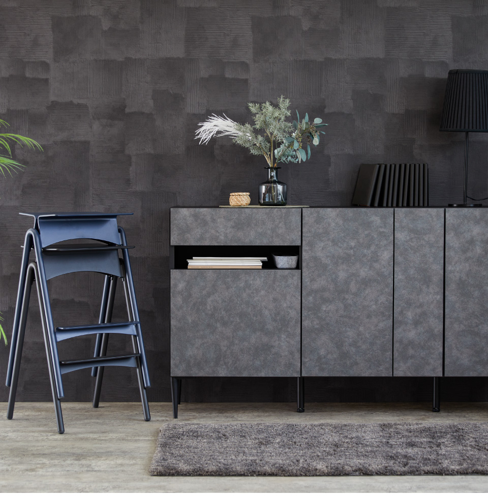 SIDE BOARD