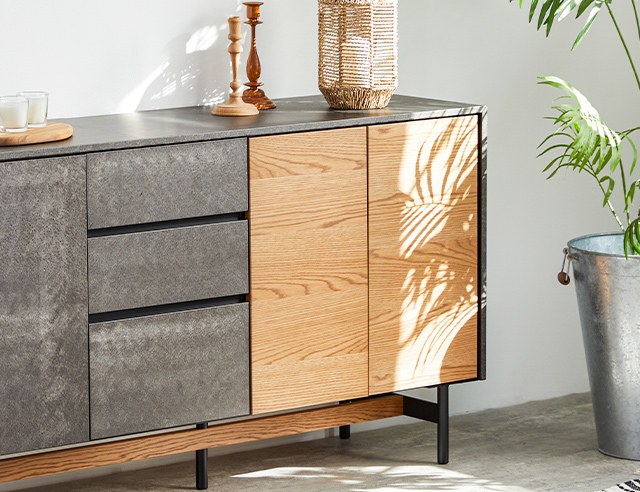 SIDE BOARD