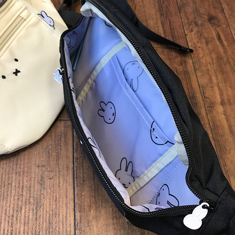 内装ポケット