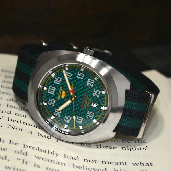SRPA91K1 edition limitée : qui a osé ? Srpa89j1_1