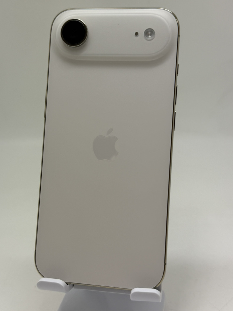 iPhone iPhoneAir 256GB ライトゴールド MG294J/A SIMフリー Aランク