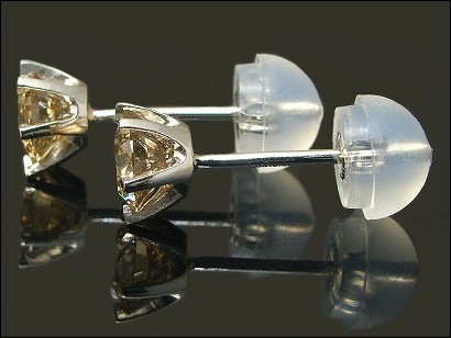 Pt900シャンパンカラーダイヤピアス0.5カラット ダイヤモンド ピアス