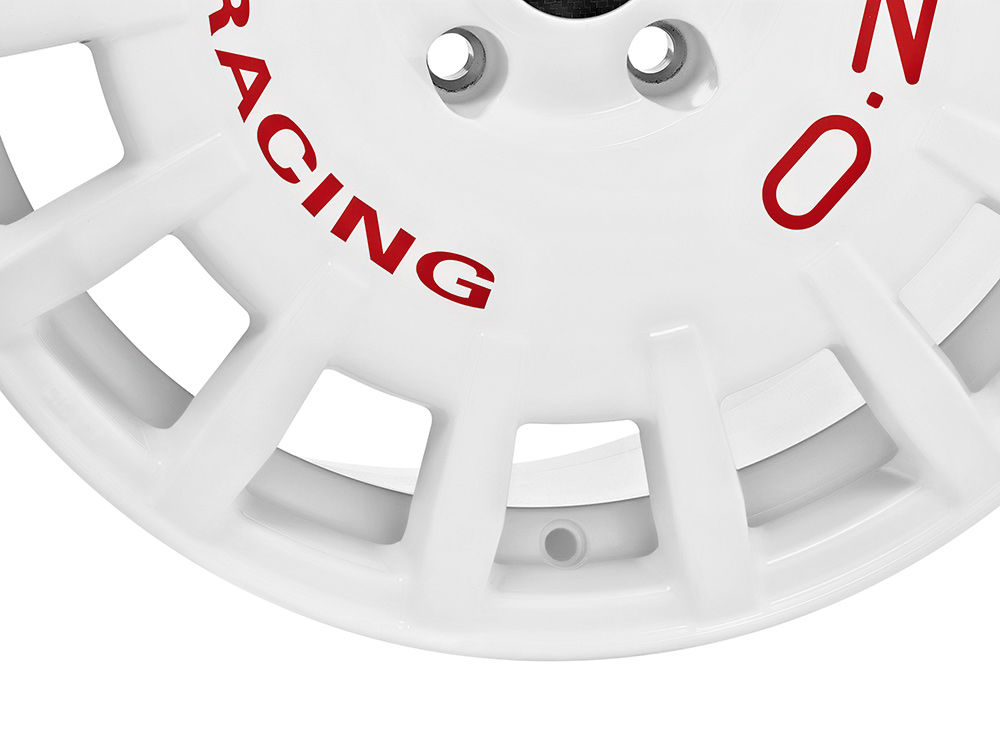 OZ Rally Racing【オーゼット ラリーレーシング】17ｘ7.0 +45 5H/100 レースホワイト（WH）ｘ4本の画像