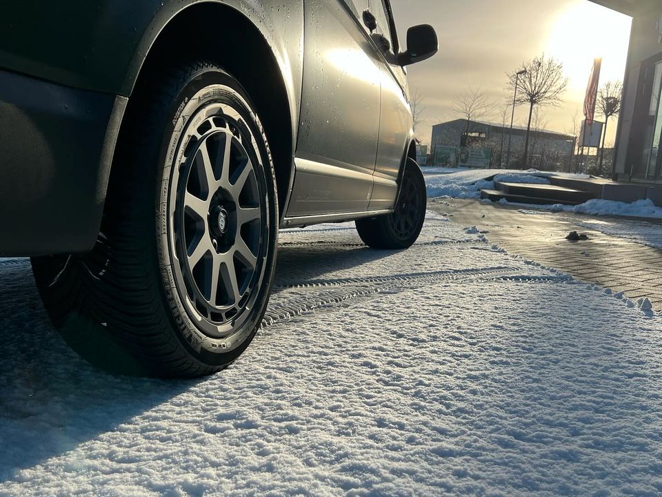 OZ SPARCO Gravel【スパルコ グラベル】18ｘ8.0 +48 5H/112 マットグラファイト（MG） ｘ4本の画像