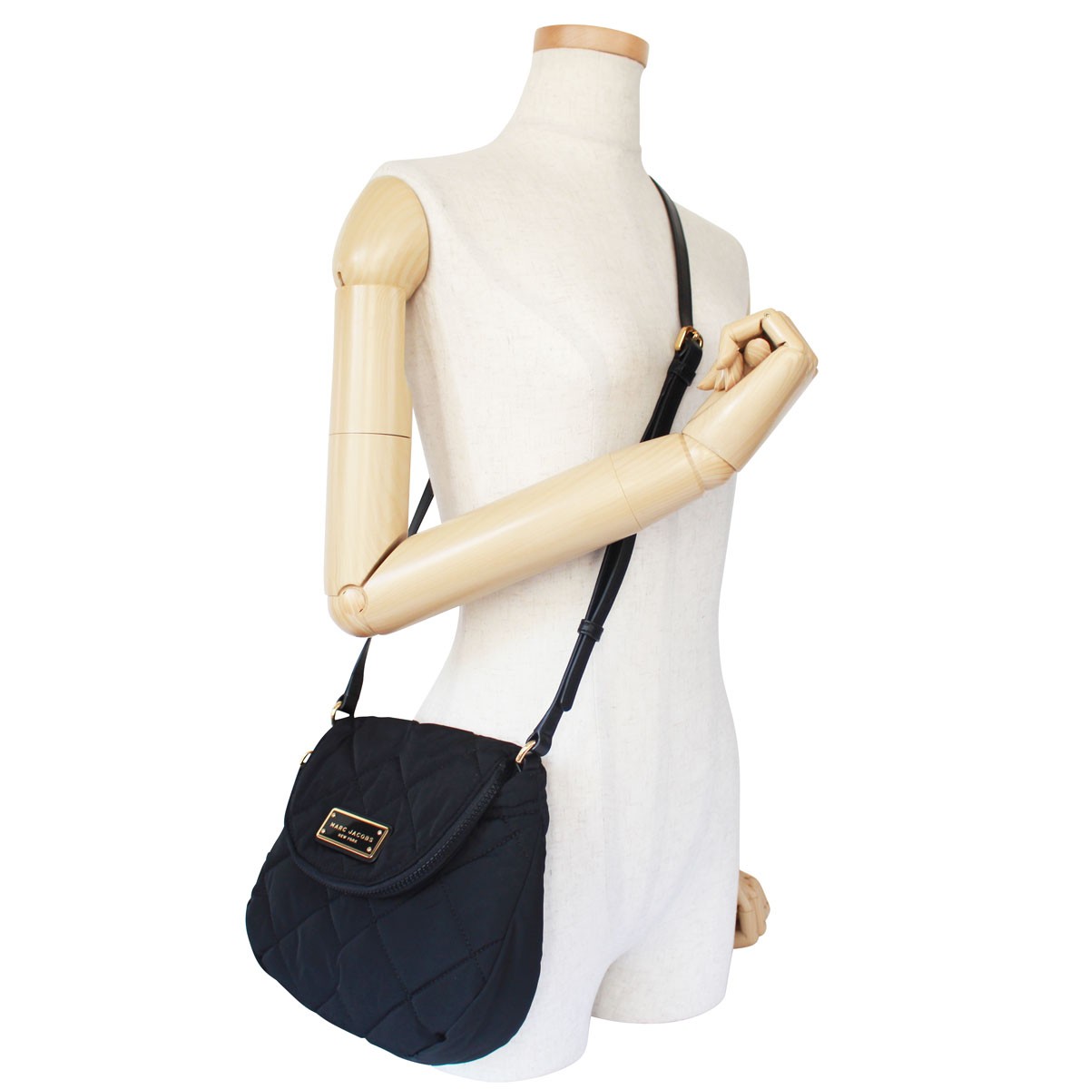 ★国内即発送【MARC JACOBS】キルティッドナイロン クロスボディ 楽天市場】マークジェイコブス MARC JACOBS ショルダーバッグ