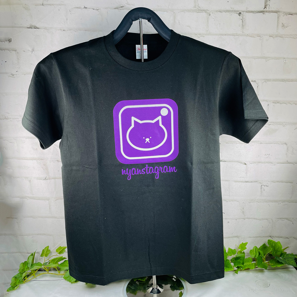 MagicMind ニャンスタグラム（nyanstagram） 猫 ユニセックスTシャツ 