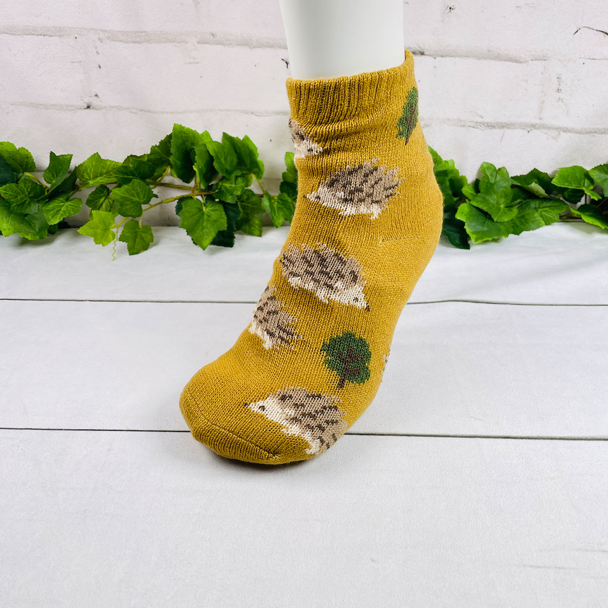 ツイン ハリネズミ柄 裏ボアソックス 23-25cm WGS043 : モフタス