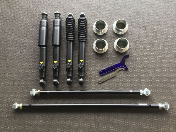 シルクロード リフトアップキット ジムニー 4WD JB64W (F)約10〜40 UP (R)約10〜40 UP (STEP3) 60X-AA3-3