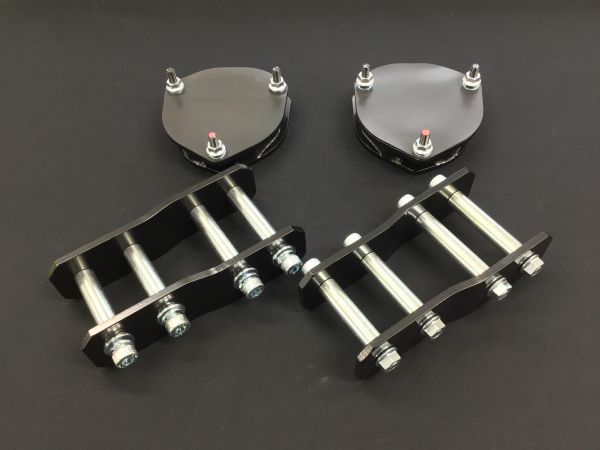 シルクロード リフトアップキット サンバー トラック 2WD S200、201# (ライトアップ仕様) (F)約30 UP (R)約35 UP 822-AA3