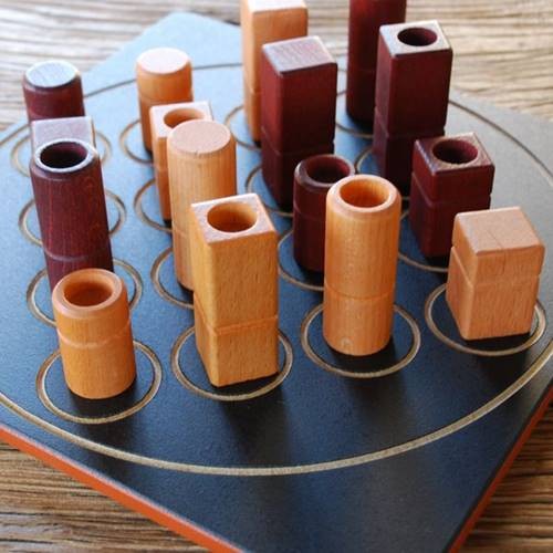 Gigamic クアルト QUARTO ギガミック ボードゲーム 子供 大人 対戦