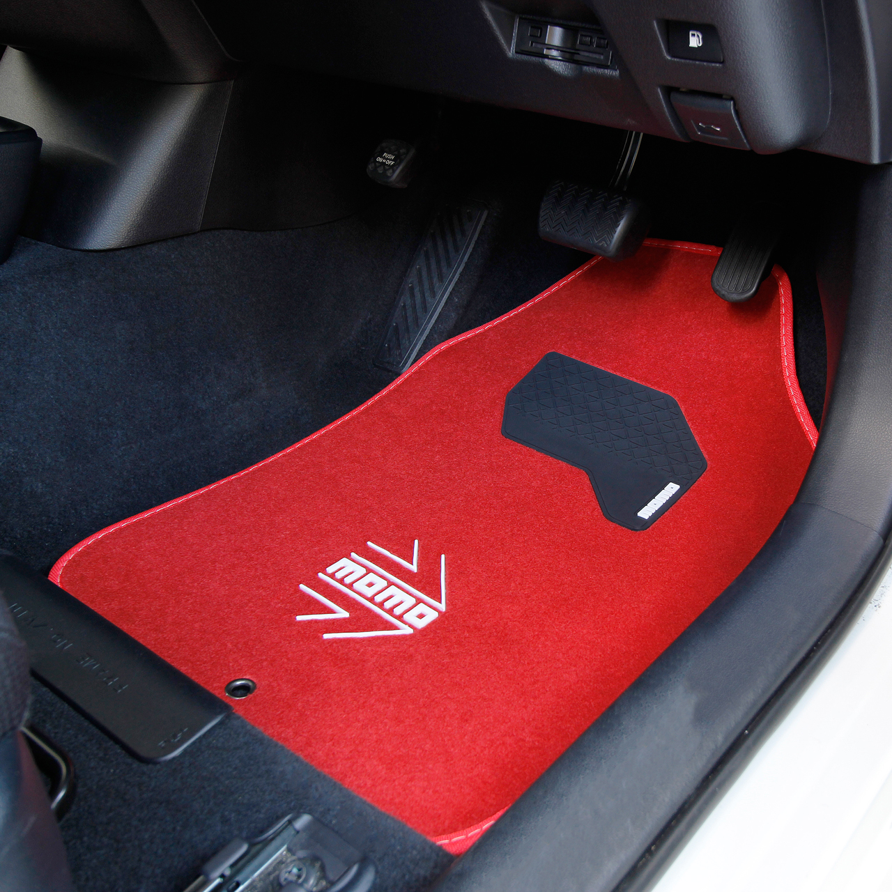 MOMO（モモ） ARROW アロー フロアマット フリーサイズ ITALY イタリア