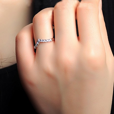Swarovski V字型リング V字 リング 指輪 スワロフスキー 18金GP 18k レディース 誕生日