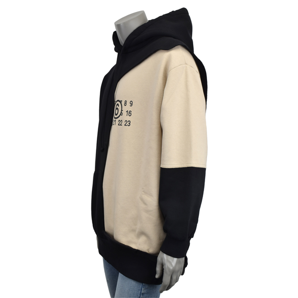 MM6 Maison Margiela エムエムシックス NUMERICAL LOGO PRINT HOODIE/異素材ミックス 切り替え  パーカー/S62GU0116 S25596 963