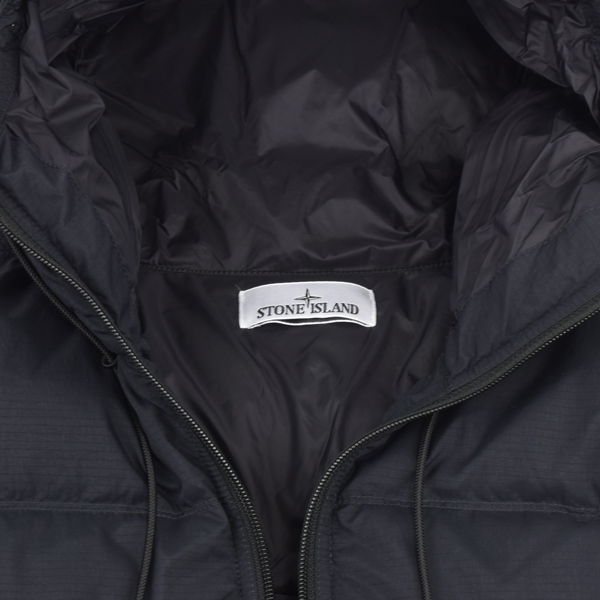 STONE ISLAND（ストーン アイランド） コンパスロゴ ワッペン リップス