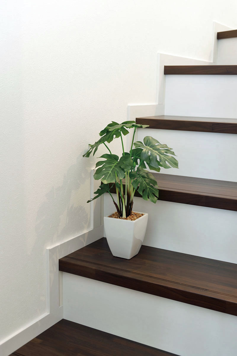 光触媒人工観葉植物、モンステラポット