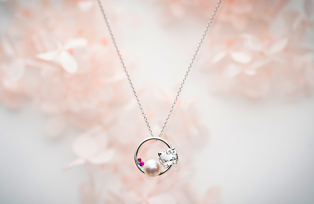 ハローキティ [ムーンレーベル 公式] ネックレス Hello Kitty Bloom