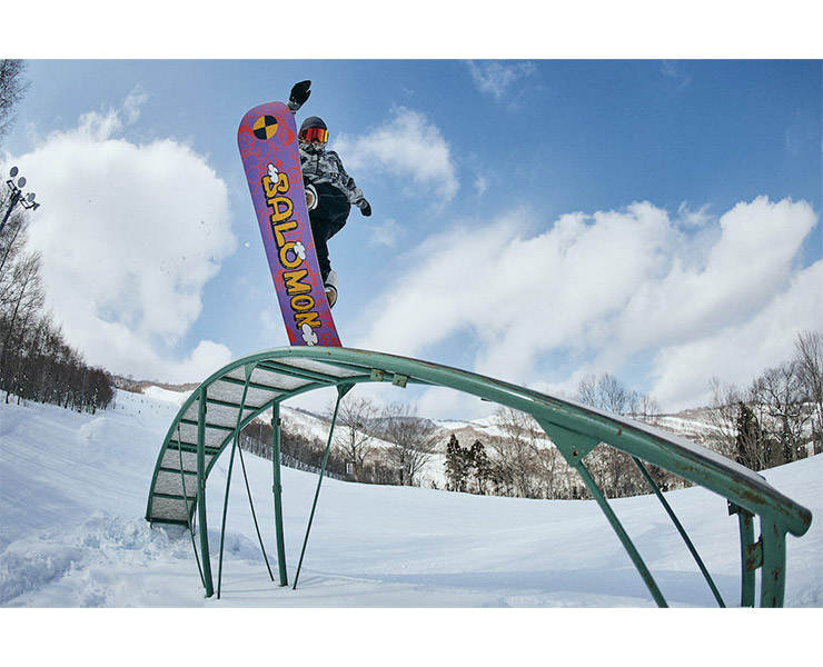 マラミュート　23-24モデル　サロモン　スノボー　スノーボード　SALOMON moresnow_1400049