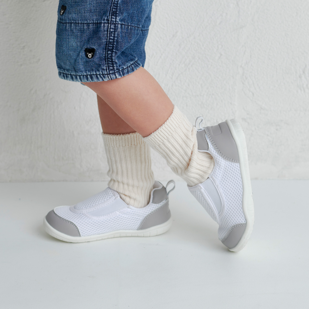 上履き 上靴 子供 子ども キッズ 小学生 小学校 保育園 幼稚園 幅広 女の子 男の子 スリッポン ラシエム |  | 06