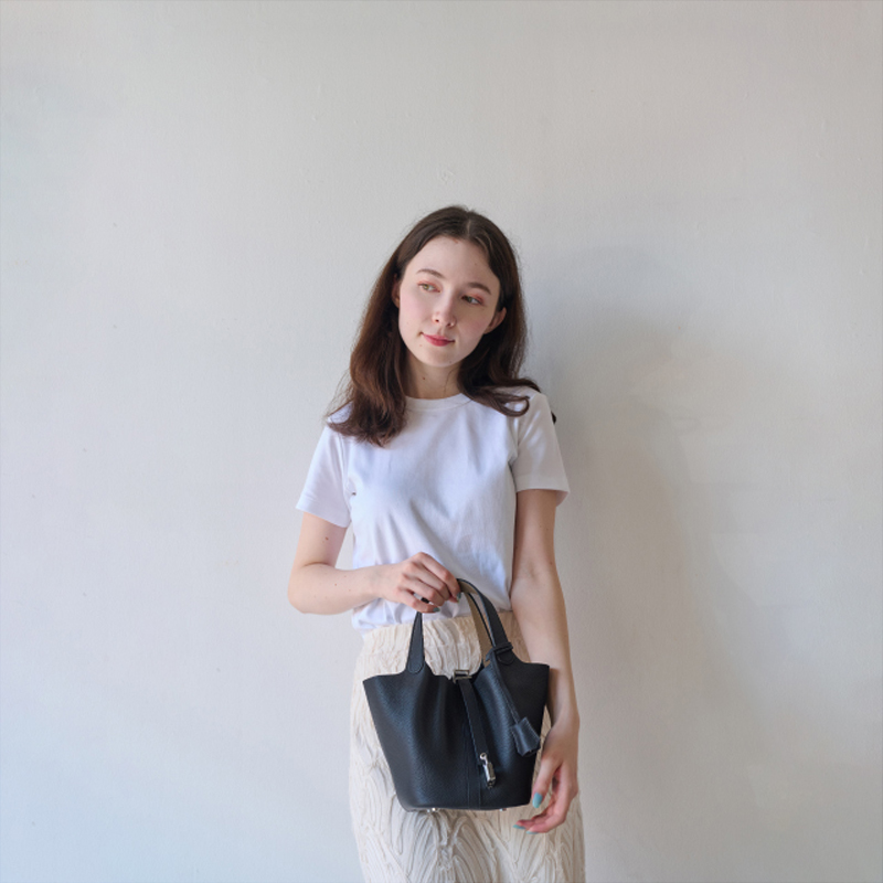 ハンドバッグ 本革 レディース キューブバッグ ミニバッグ バッグインバッグ付き ショルダーストラップ付き スカーフ 30代 40代 50代 ラシエム | LASIEM | 01