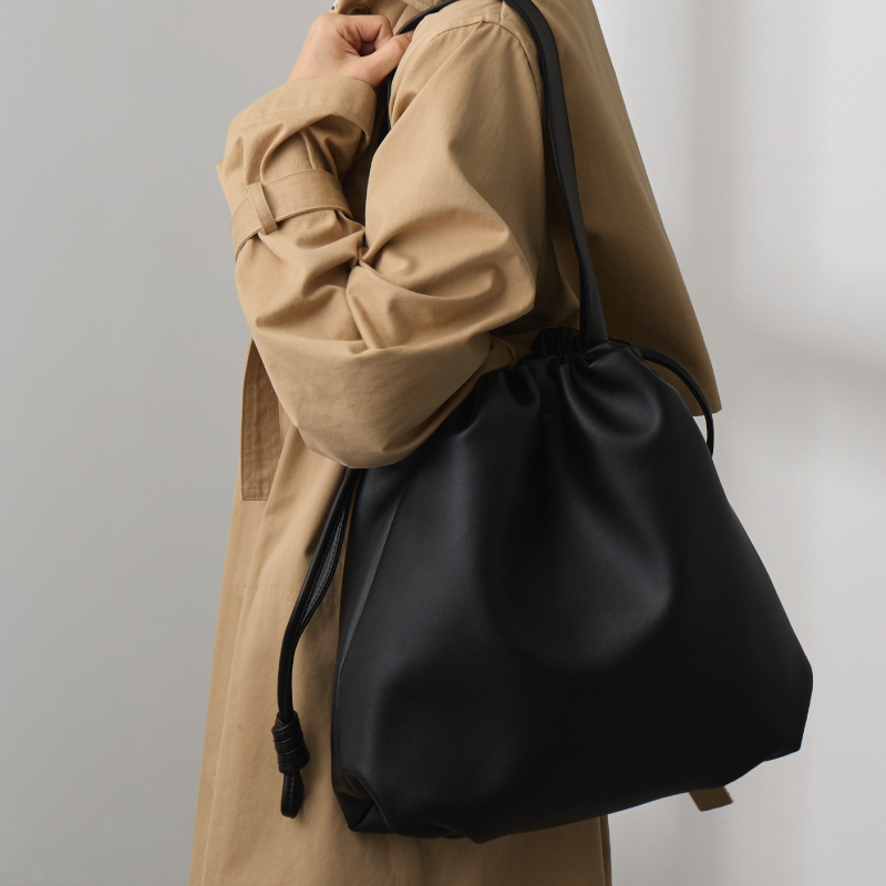 トートバッグ レディース 本革 A4 巾着バッグ 大きめ 通勤バッグ 通勤 軽い 軽いカバン 大容量 30代 40代 50代 ラシエム | LASIEM | 01