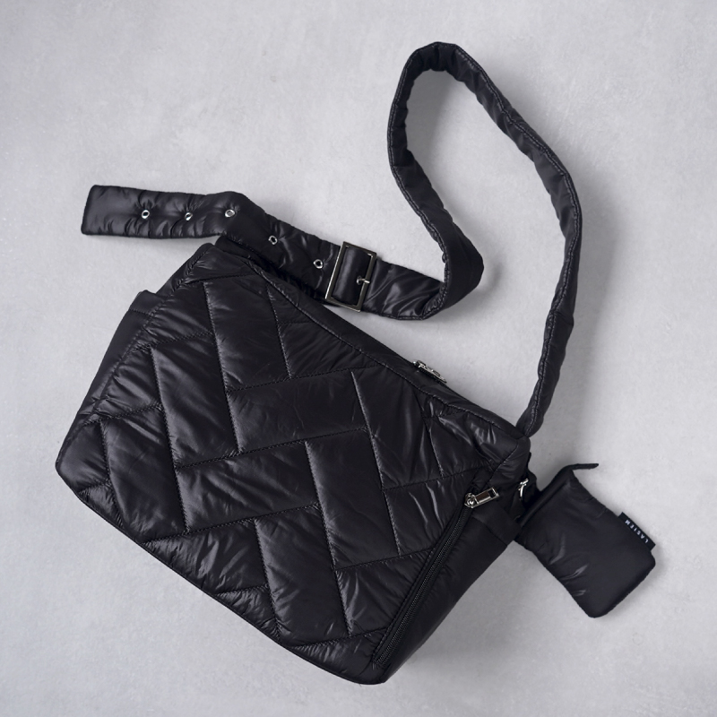 ショルダーバッグ レディース ナイロン キルティング 軽量 軽い 撥水 斜めがけ 大容量 多収納 13ポケット 30代 40代 50代 ラシエム | LASIEM | 02