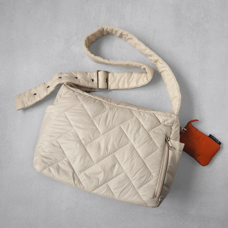 ショルダーバッグ レディース ナイロン キルティング 軽量 軽い 撥水 斜めがけ 大容量 多収納 13ポケット 30代 40代 50代 ラシエム | LASIEM | 03