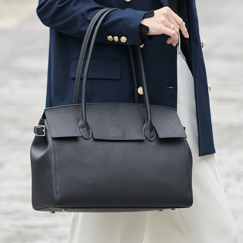 トートバッグ 通勤バッグ レディース A4 本革 大きめ 通勤 仕事 ビジネスバッグ 大容量 底鋲 大人 30代 40代 50代 ラシエム | LASIEM | 01