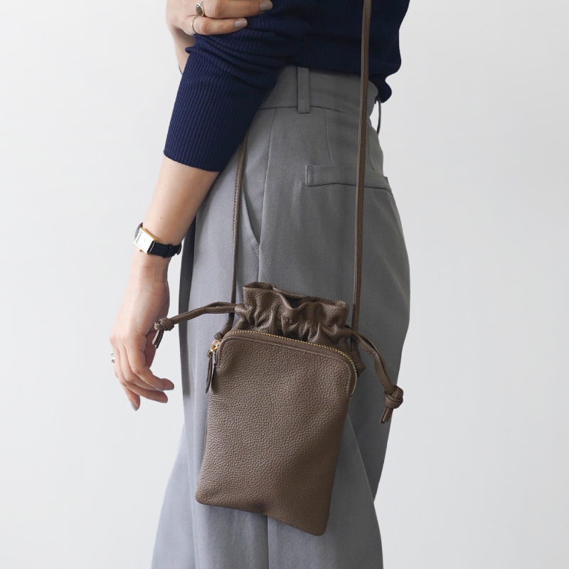 LASIEM（ラシエム） スマホショルダー バッグ 巾着 巾着ショルダー