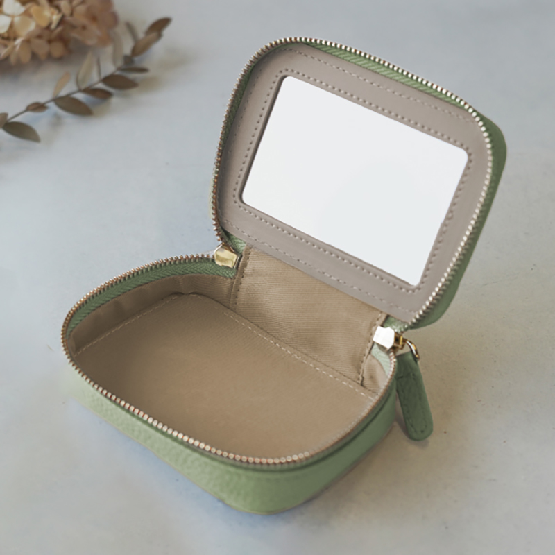 リップケース 本革 鏡付き ミニポーチ 口紅ケース 小物入れ アクセサリー 30代 40代 50代 ラシエム |  | 04