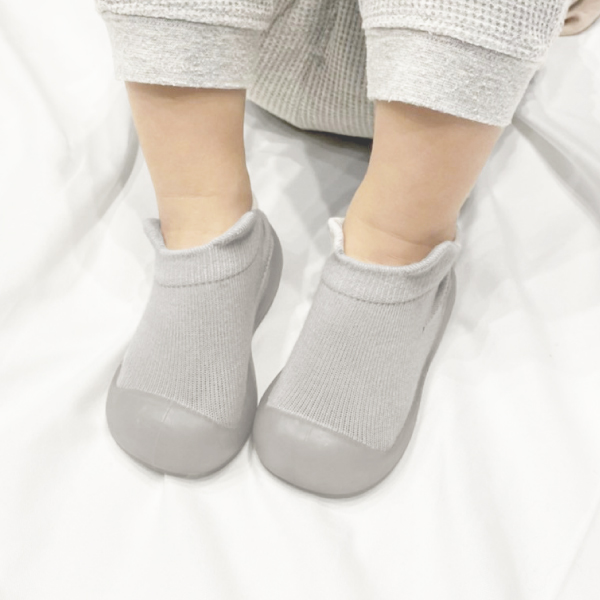 ＼1/3までクーポンで20％off／ソックスシューズ ベビーシューズ ファーストシューズ ベビー靴 トレーニングシューズ ルームシューズ 赤ちゃん ラシエム |  | 04