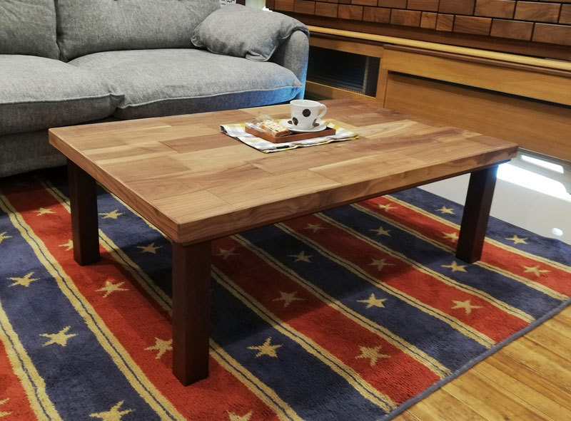 安心の日本製、ウォールナット無垢の挽板仕様の110cmこたつテーブル 