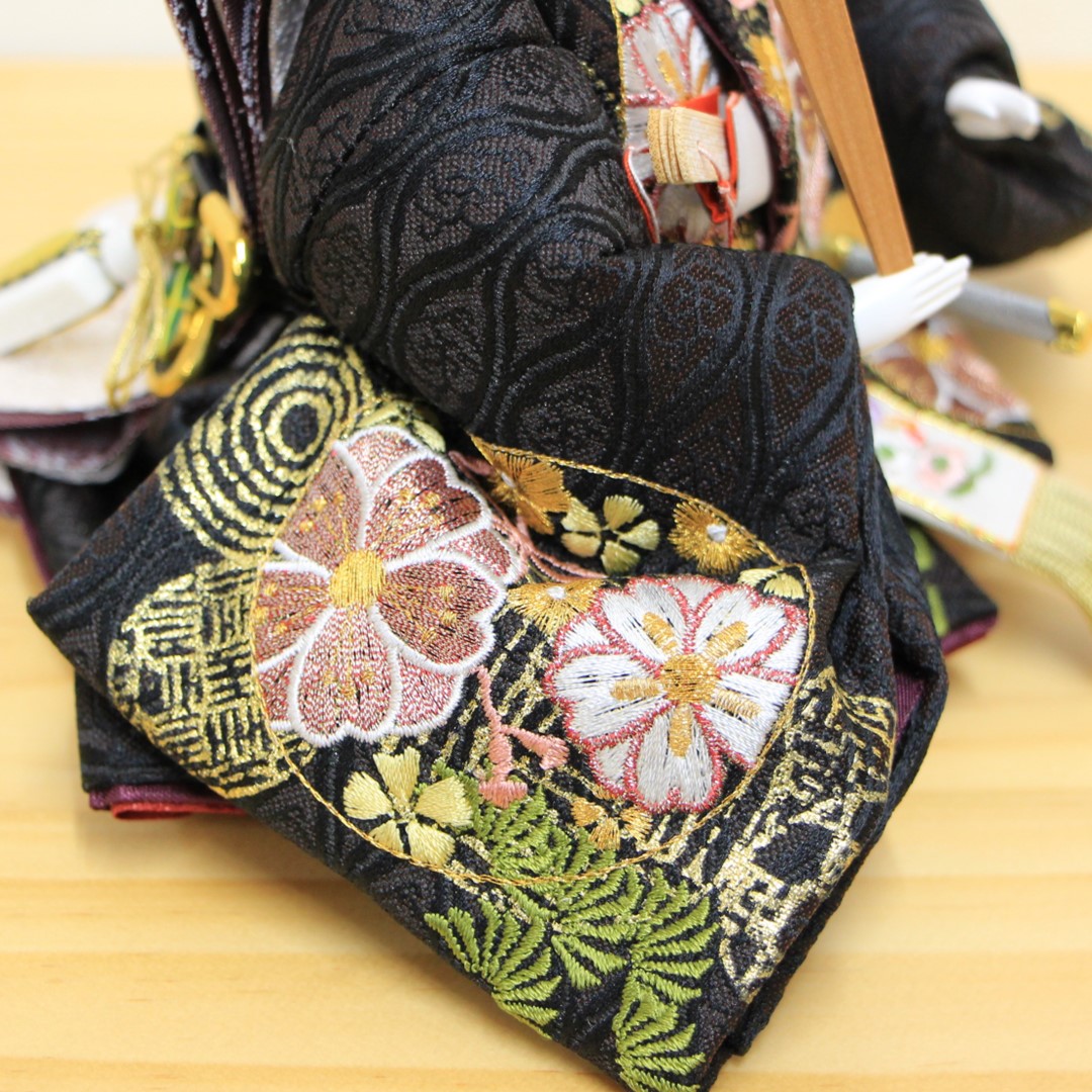 【新品】　雛人形　刺繍花柄屏風セット　数量限定 セール中 雛人形 最新作 田村芙紗彦作 有職雛 藤×桃ぼかし染 雲立涌紋 無地扇 本