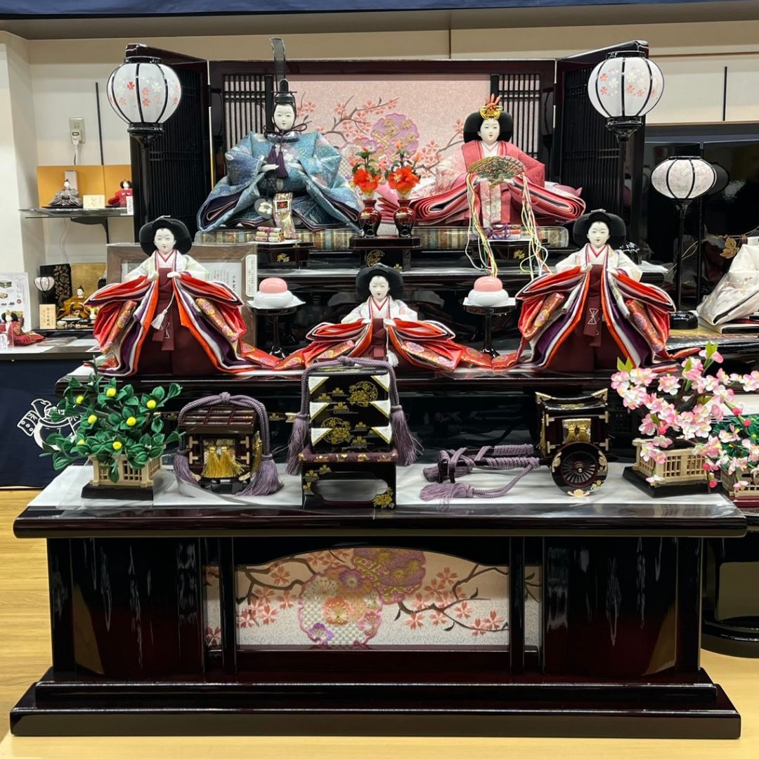 雛人形 三段飾り 京十番正絹丹後ちりめん 辻が花 山本寛斎デザイン親王