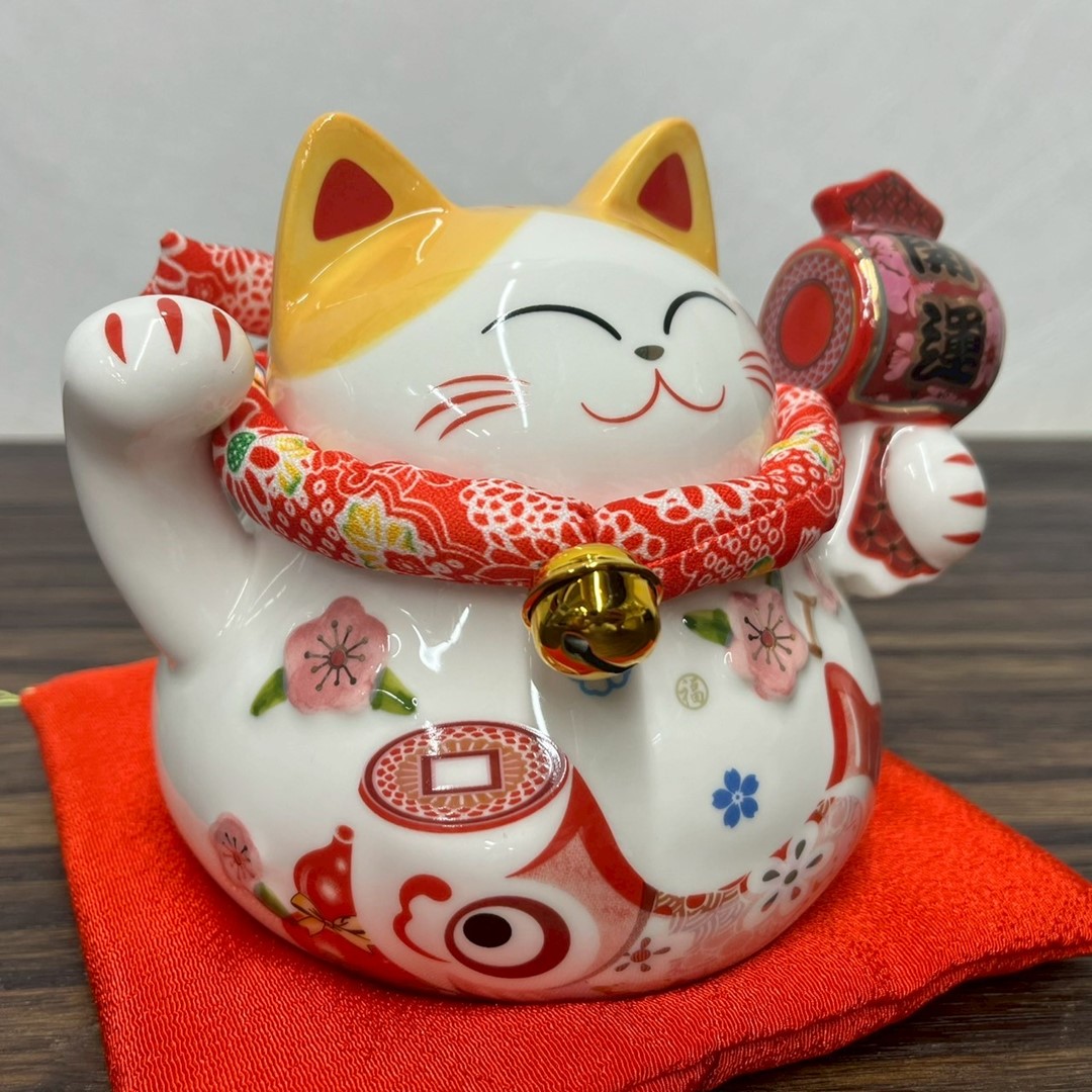 開運小槌招き猫 貯金箱 陶磁器 座布団付き : 人形のモリシゲ - 通販